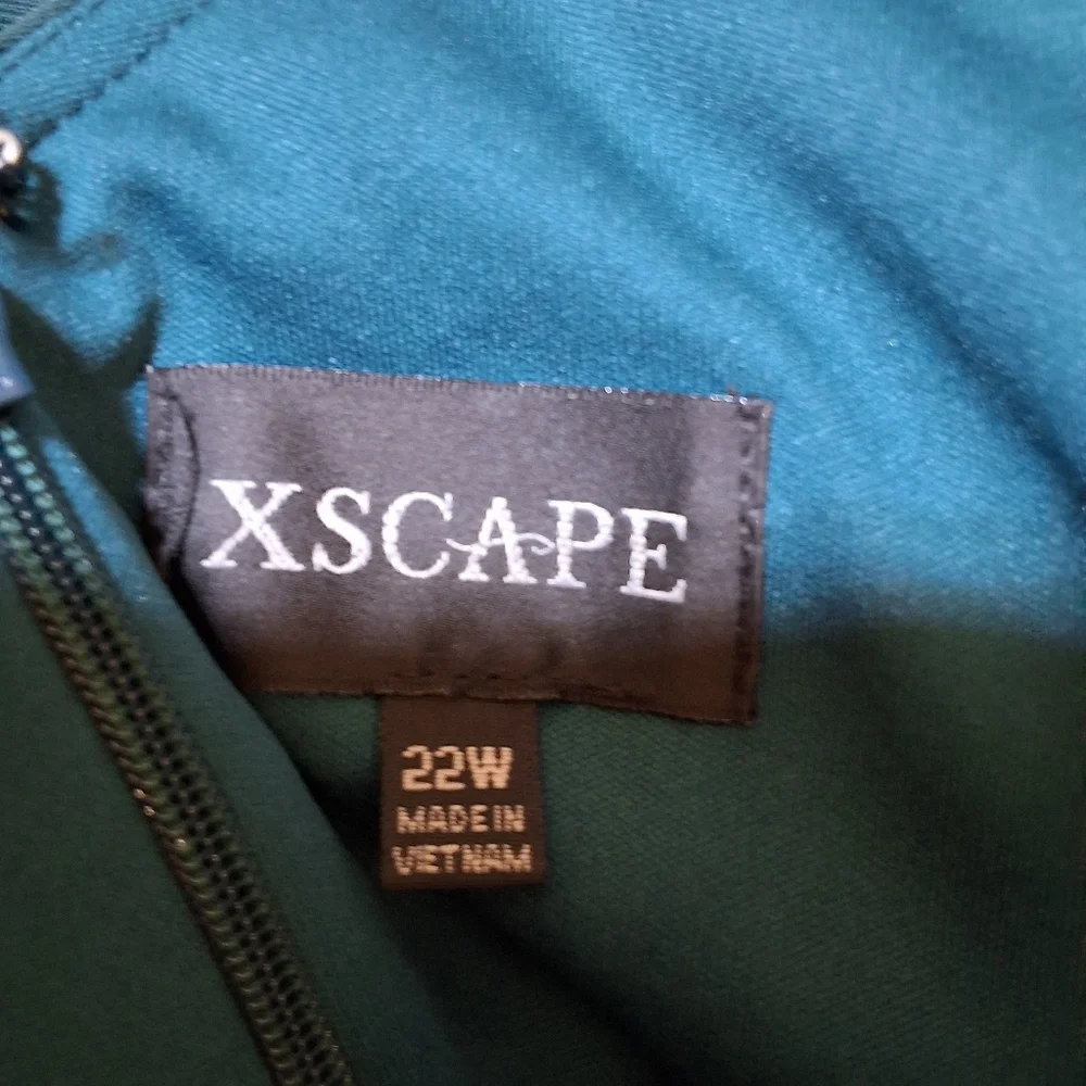 Xscape Teal Beaded SS V-Neck Formal Dress Sz 22 Plus Ruche Slimming Back Smocked - Picture 12 of 15